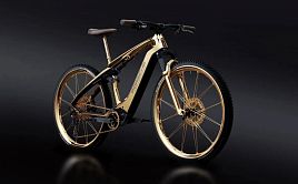 В России представили золотой велосипед за 4 млн рублей: айфон в подарок